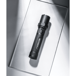 Lampe de Poche Compacte P8 1600 Lumens - NEXTORCH