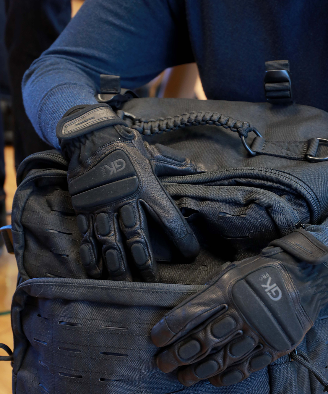 62711-4 GANTS KILL BILL LIGHT POLICE GENDAREMERIE